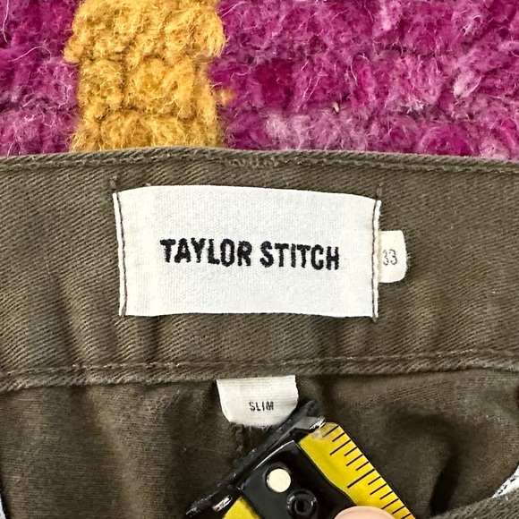 Taylor Stitch Men's Green Chinos - Picture 5 of 5